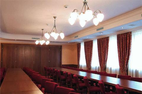 Hotel Tilia 베즈녹 외부 사진