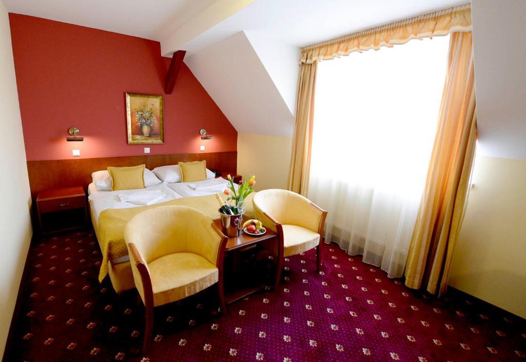 Hotel Tilia 베즈녹 외부 사진
