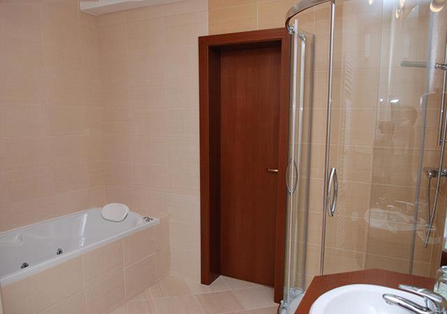 Hotel Tilia 베즈녹 외부 사진